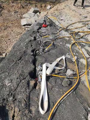 山東小型愚公斧劈裂器 道路建設中的靜力先鋒